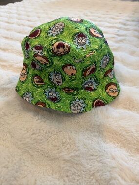 Bucket Hat